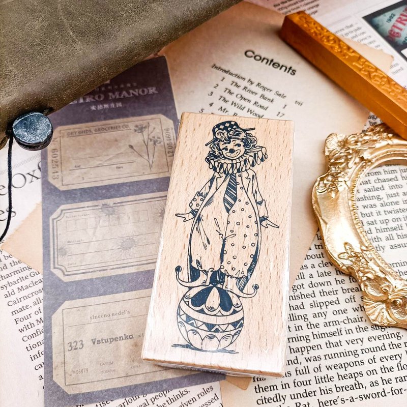 S201W_小丑B / clown.B/ 櫸木印章 Wood Rubber Stamp - ตราปั๊ม/สแตมป์/หมึก - ไม้ สีกากี