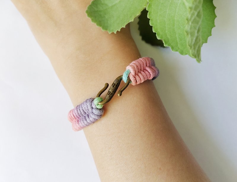 (Hand-woven) Rainbow Rainbow Bracelet - Bracelets - Other Materials Multicolor