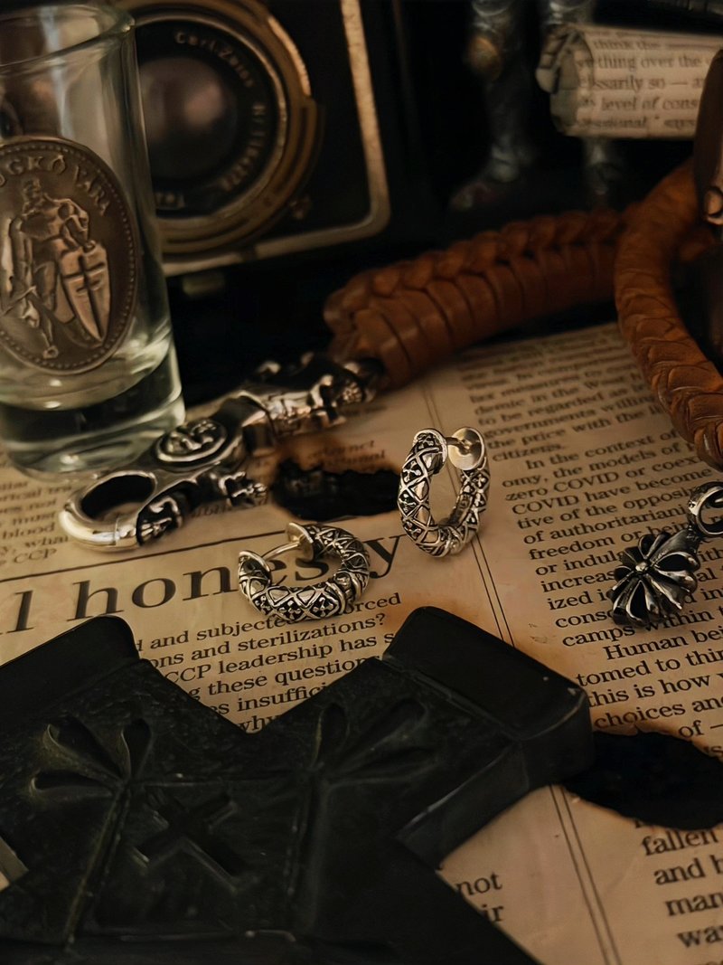 【巴洛克系列】巴洛克十字易扣/銀/單隻/耳環 - 耳環/耳夾/耳骨夾 - 純銀 銀色