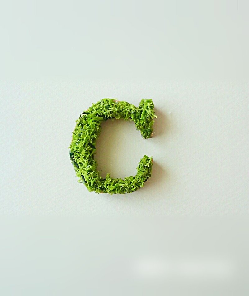 木製アルファベットオブジェ(モス)5cm/C×1点 - 置物 - 木製 グリーン