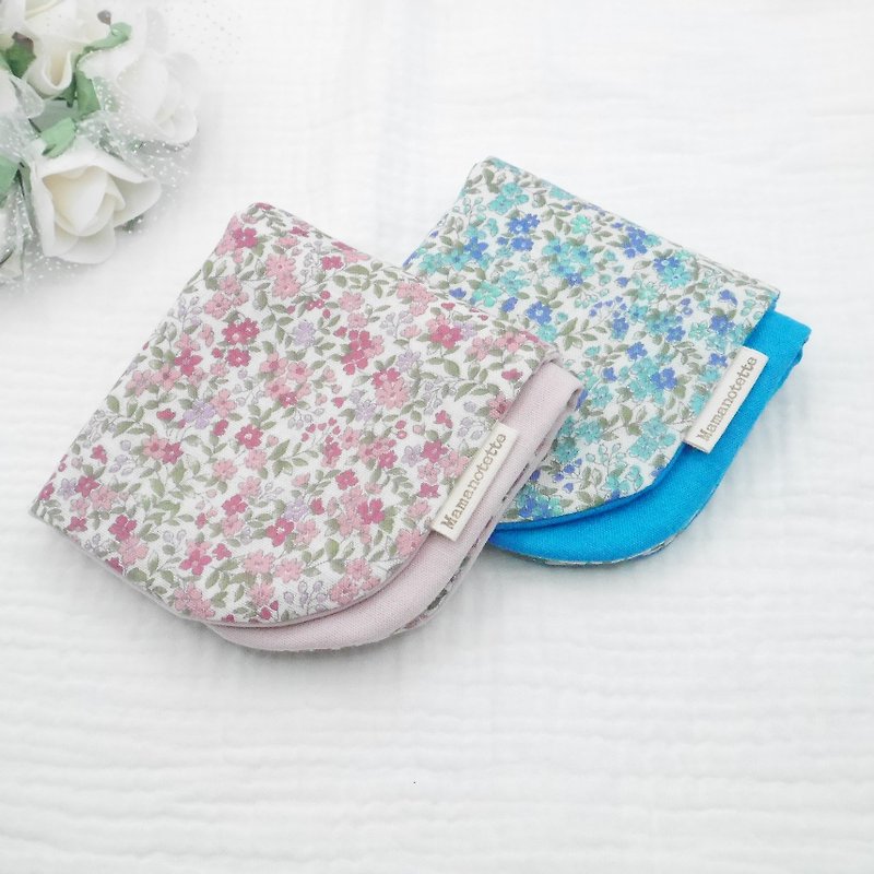 Tiny Flowers Organic Cotton Gauze Handkerchief handmade in Japan 20x20cm/8x8inch - Handkerchiefs & Pocket Squares - Cotton & Hemp Multicolor