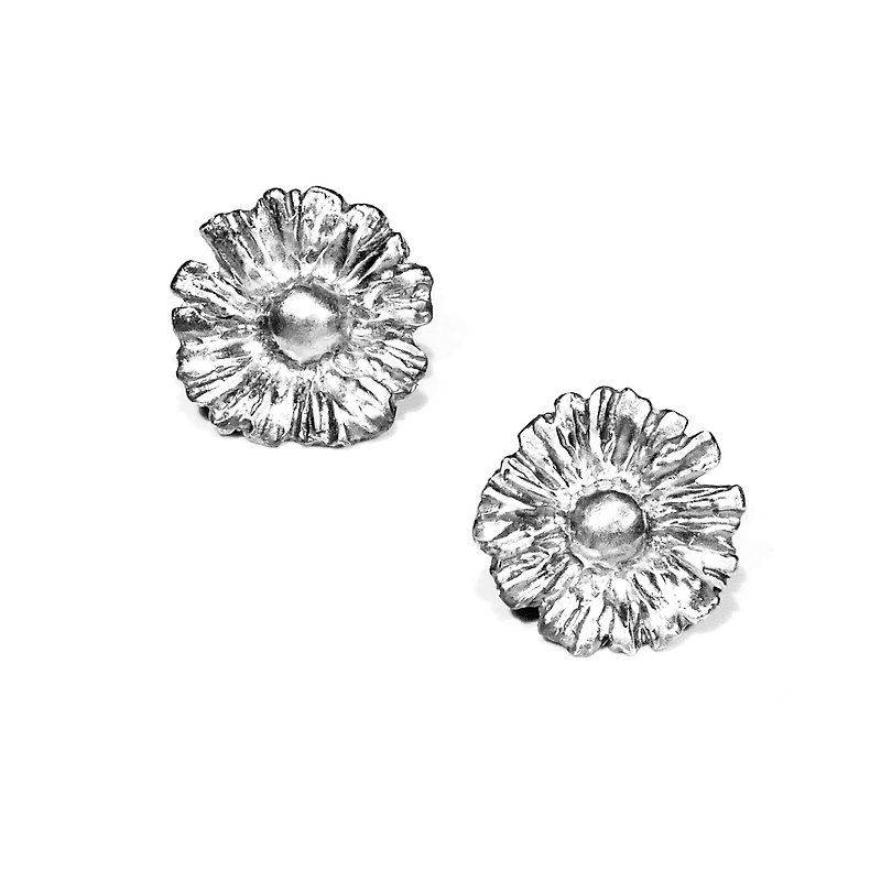 Little Garden Series-Single Daisy Sterling Silver Earrings - สร้อยข้อมือ - เงินแท้ สีเงิน