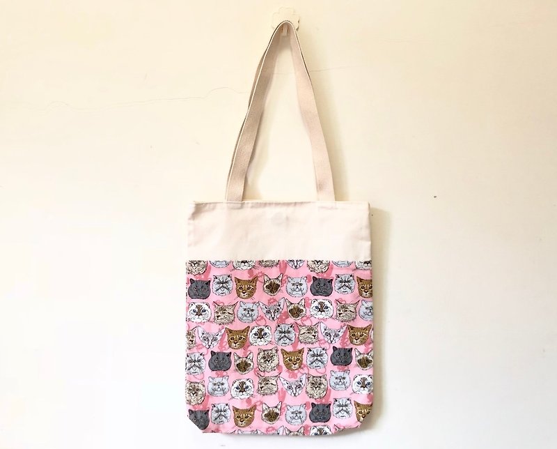 Pink cat expression Wen Qingfeng shoulder bag/handbag - กระเป๋าถือ - ผ้าฝ้าย/ผ้าลินิน สึชมพู
