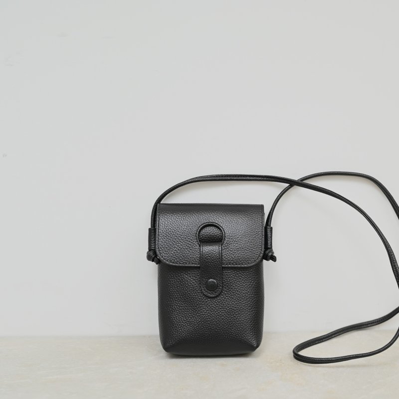 復古-皮扣手機包-黑色 - 側背包/斜背包 - 真皮 黑色