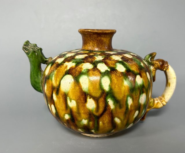 鍋を持った唐三彩の動物の頭 - ショップ コレクター 置物 - Pinkoi