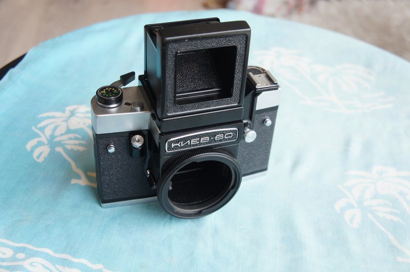 PROFESSIONAL KIEV-60 TTL CAMERA's BODY JUST SOVIET PENTACON-SIX - 相機/拍立得/底片相機 - 其他材質 