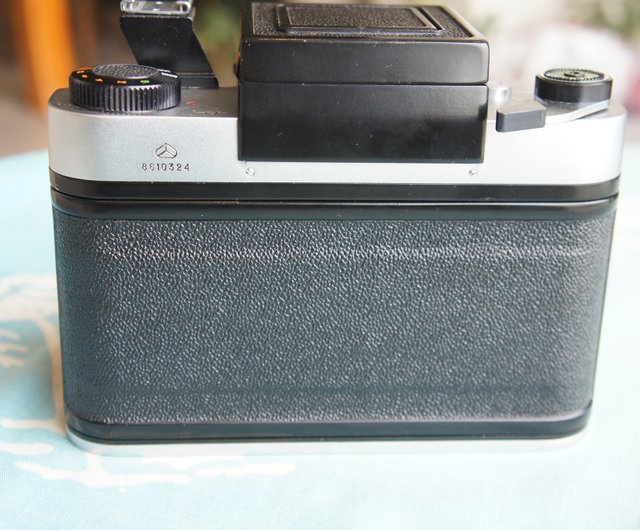 プロ KIEV-60 TTL カメラ本体 ソ連のペンタコン6だけ... - ショップ ussrvintagecameras カメラ・チェキ -  Pinkoi