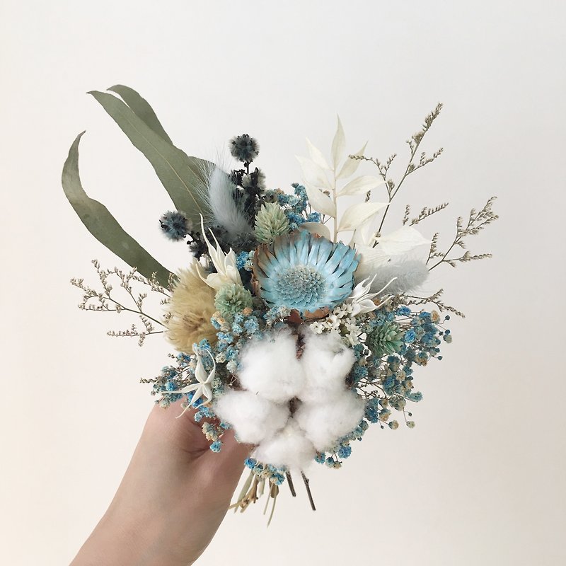 A touch of dry blue bouquet / dry flower graduation bouquet - Dried Flowers & Bouquets - Plants & Flowers 