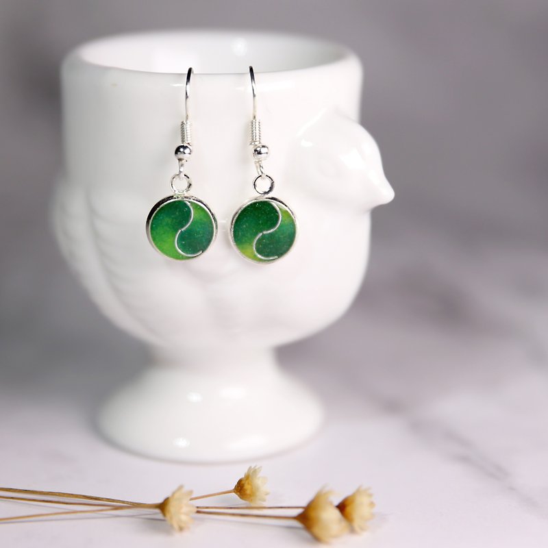 100% handmade cloisonne gold enamel earrings accessories exclusive design small ear hooks - Earrings & Clip-ons - Semi-Precious Stones Green