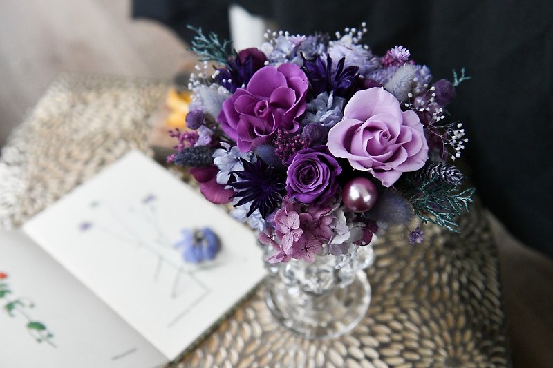 Luxurious Purple Star Table Flower - ช่อดอกไม้แห้ง - พืช/ดอกไม้ สีม่วง