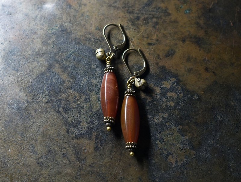 Antique Bohemian beads and ethnic bell earrings in autumnal colors - ต่างหู - แก้ว สีนำ้ตาล