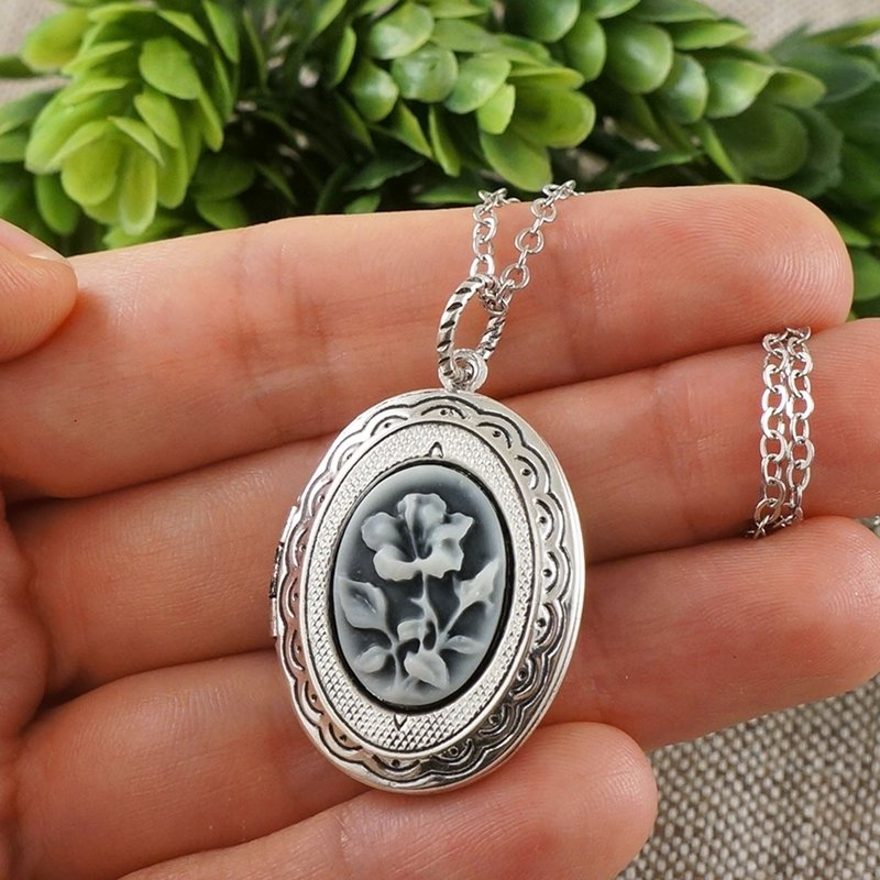 Hibiscus Flower Cameo Photo Locket Black and White Gray Pendant Necklace Jewelry - 項鍊 - 其他材質 銀色