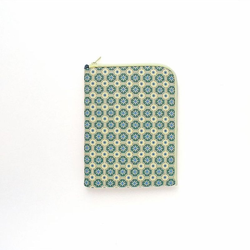 iPad Mini storage bag / old tile 2 / sea impression / beige gray green - เคสแท็บเล็ต - ผ้าฝ้าย/ผ้าลินิน 