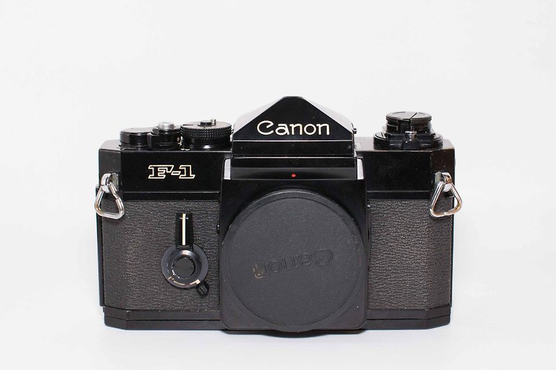 Canon F-1 底片單眼相機 - 菲林/即影即有相機 - 其他金屬 黑色