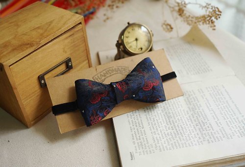 Papas Bow Tie 古董布花領帶改製手工領結-浪漫的體質-深藍緹花-經典版-情人節禮