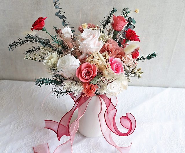 Small Red and White Dried Flower Arrangement Red Flower Bouquet