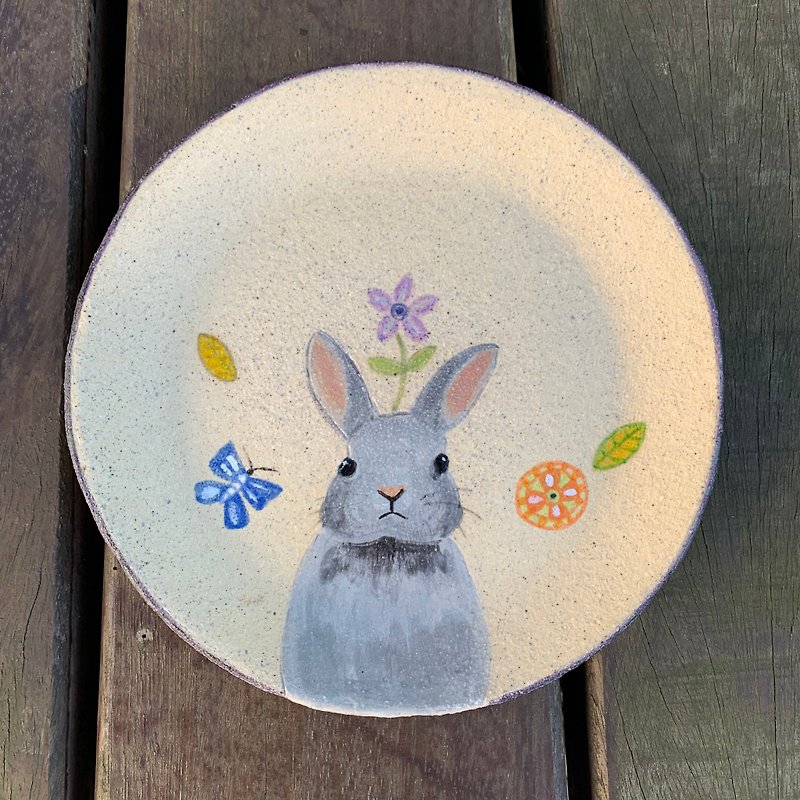 A Lu-Tutu Upper Pottery Plate/Decoration/Hand-painted/Porcelain Painting/U.S. Imported Sand Pottery Only this one - ของวางตกแต่ง - ดินเผา หลากหลายสี