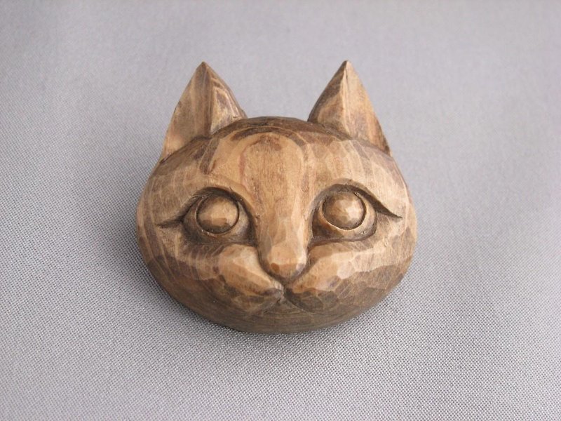 木彫り 猫ブローチ - 胸針/心口針 - 木頭 咖啡色
