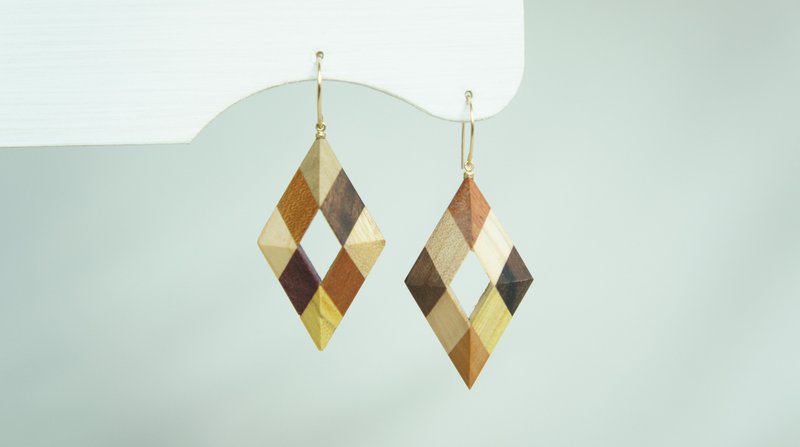 Wood Crystal Diamond Earrings - ต่างหู - ไม้ สีนำ้ตาล