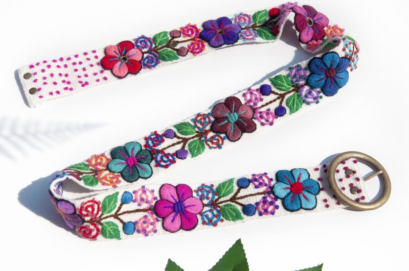 手工編織羊毛腰帶 手工刺繡腰封 手工梭織皮帶-南美洲刺繡花朵 - 皮帶/腰帶 - 羊毛 多色