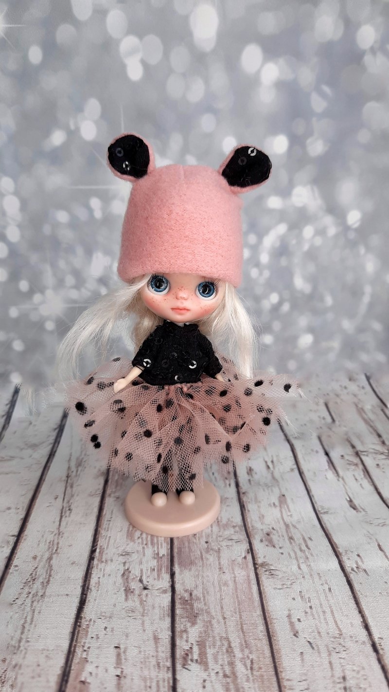 Outfit for Petite Blythe doll,Tulle skirt for Petite doll,Beanie hat with ears - Other - Cotton & Hemp Pink