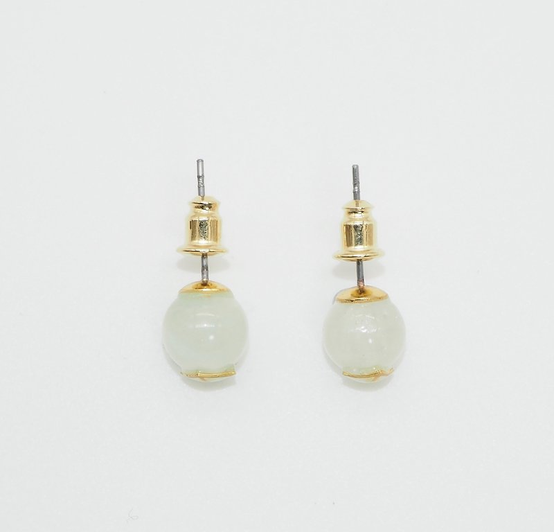 GD CLASSIC- grass green stone earrings Morgan. Stone semantics - Bright - Earrings & Clip-ons - Gemstone 