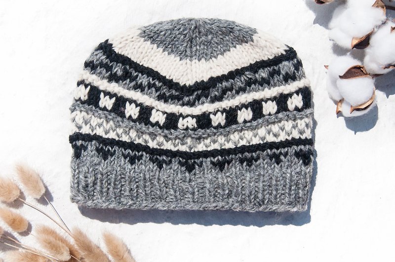 手編みの純毛の帽子/ニットの帽子/内毛の手編みのウールの帽子/ウールの帽子-黒、白、グレーのファッション - 帽子 - ウール グレー