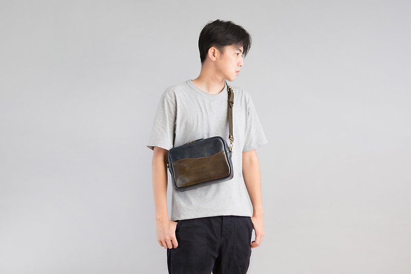 Handmade leather styling camera bag | diagonal bag | side backpack-mountain | earth color | natural color - กระเป๋าแมสเซนเจอร์ - หนังแท้ สีน้ำเงิน