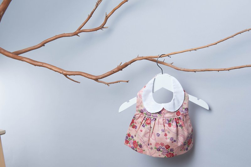 洋裝口水巾-公主心 嬰兒 日本 幼童 口水巾 - 口水肩/圍兜 - 棉．麻 粉紅色