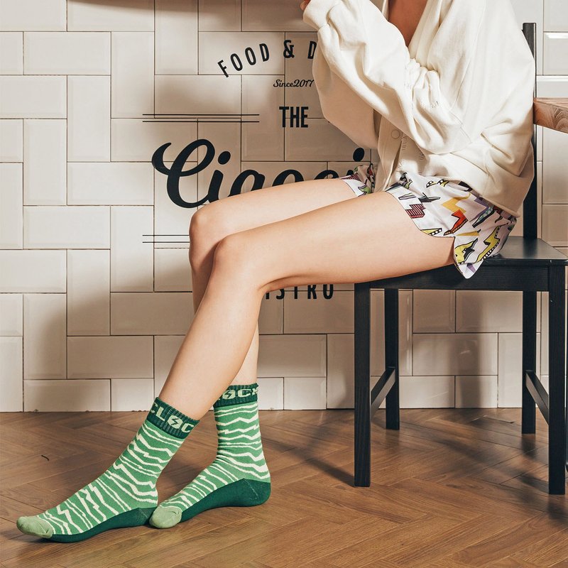 Electric heartbeat in tube cotton socks / green - ถุงเท้า - วัสดุอื่นๆ สีเขียว