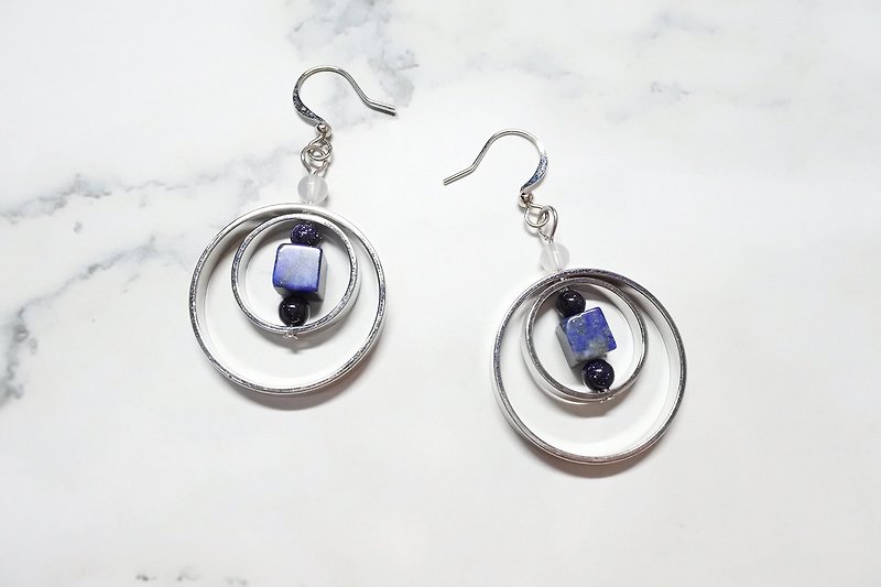 Pinkoi exclusively sells [Shen Yun] natural stone hanging earrings - ต่างหู - โลหะ สีน้ำเงิน