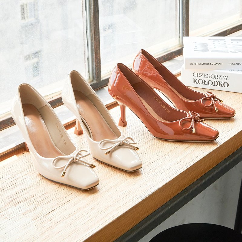 Gill 漆皮蝴蝶結高跟鞋(二色) - 高跟鞋/跟鞋 - 人造皮革 