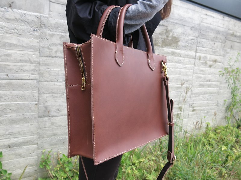 Chocolate brick briefcase / computer bag / side bag / handbag vegetable tanned leather. Handmade [jane_one_PIECE] - Messenger Bags & Sling Bags - Genuine Leather Brown