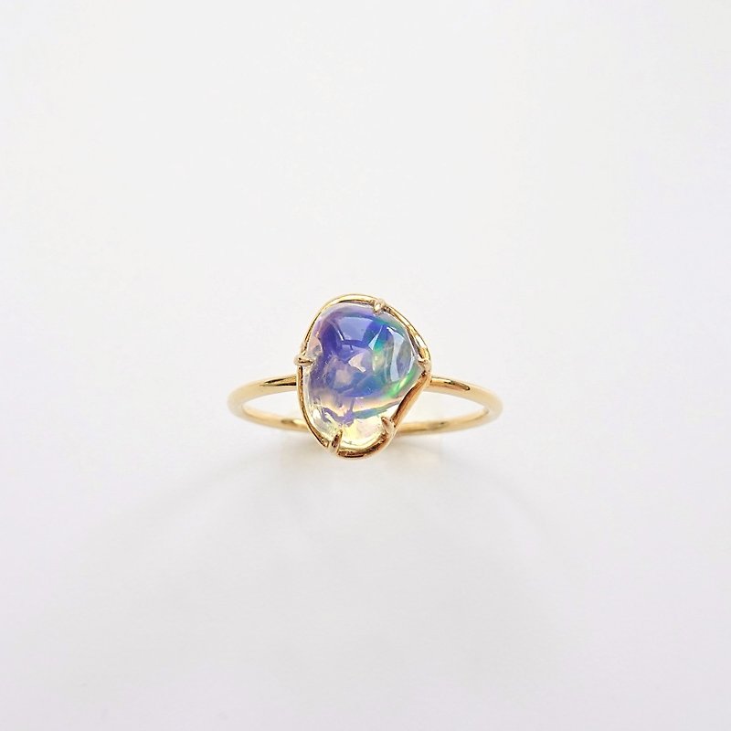 Natural Opal Cabochon Prong Set 18K Solid Gold Ring with Play-of-Color 1.13ct - แหวนทั่วไป - เครื่องเพชรพลอย สีน้ำเงิน