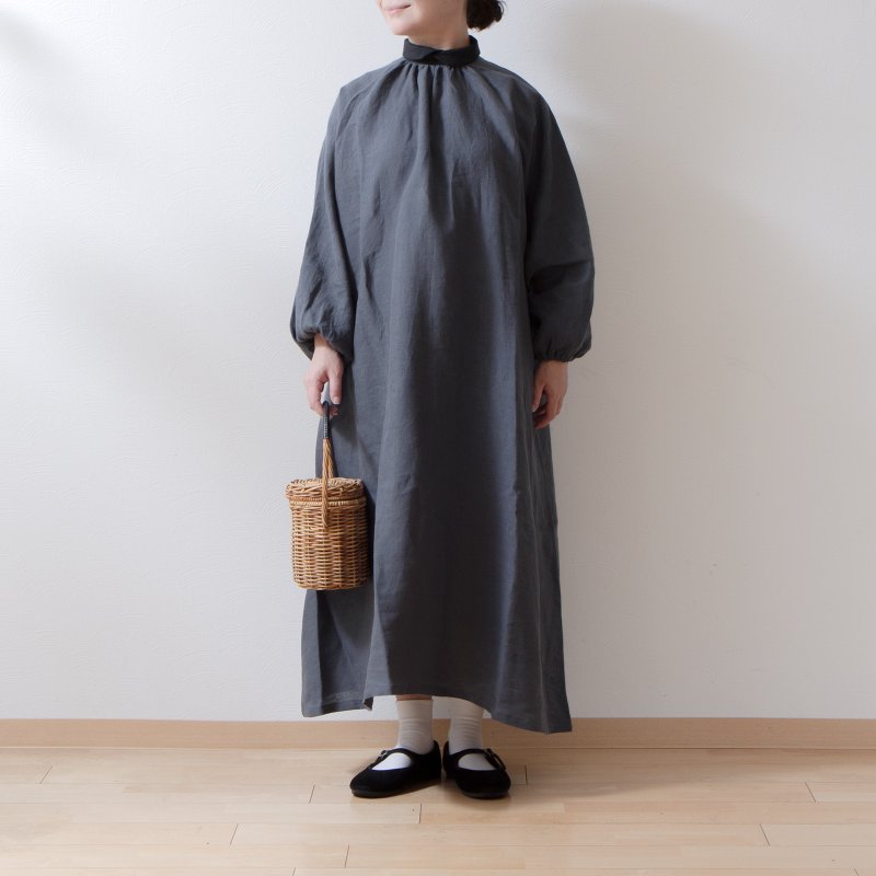 Cross collar dolman sleeve Linen A-line dress/Gray Cleric - ชุดเดรส - ผ้าฝ้าย/ผ้าลินิน สีเทา