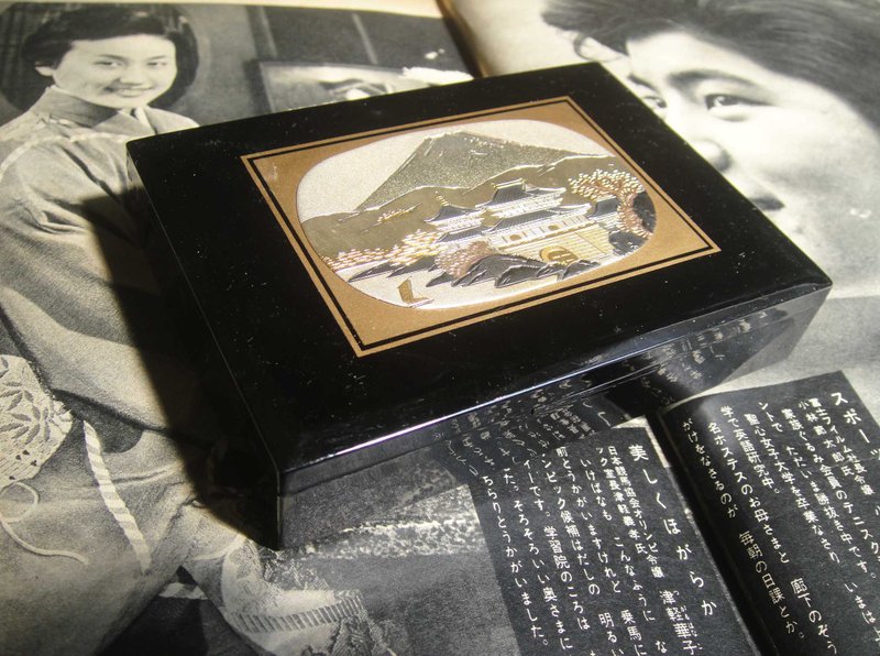 【老時光 OLD-TIME】早期日本製紙巾盒(內附未使用過紙巾) - 擺飾/家飾品 - 其他材質 