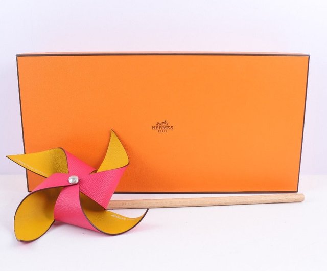 HERMES - 【HERMES】エルメス 風車 WINDMILL ヴォーエプソン ピンク ユニセックス その他ファッション雑貨 日本直送】エルメスHERMES 風車その他ファッション雑貨WINDMILL