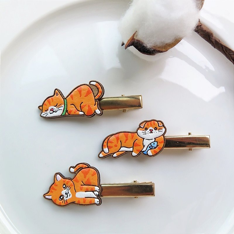 Wooden hair clip cat family 01 - Hair Accessories - Wood Orange
