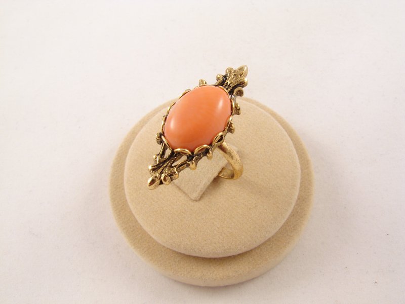 Peach Pink Coral Adjustable Ring Victorian Epoch Golden Free Size Jewelry Ring - แหวนทั่วไป - วัสดุอื่นๆ สีทอง