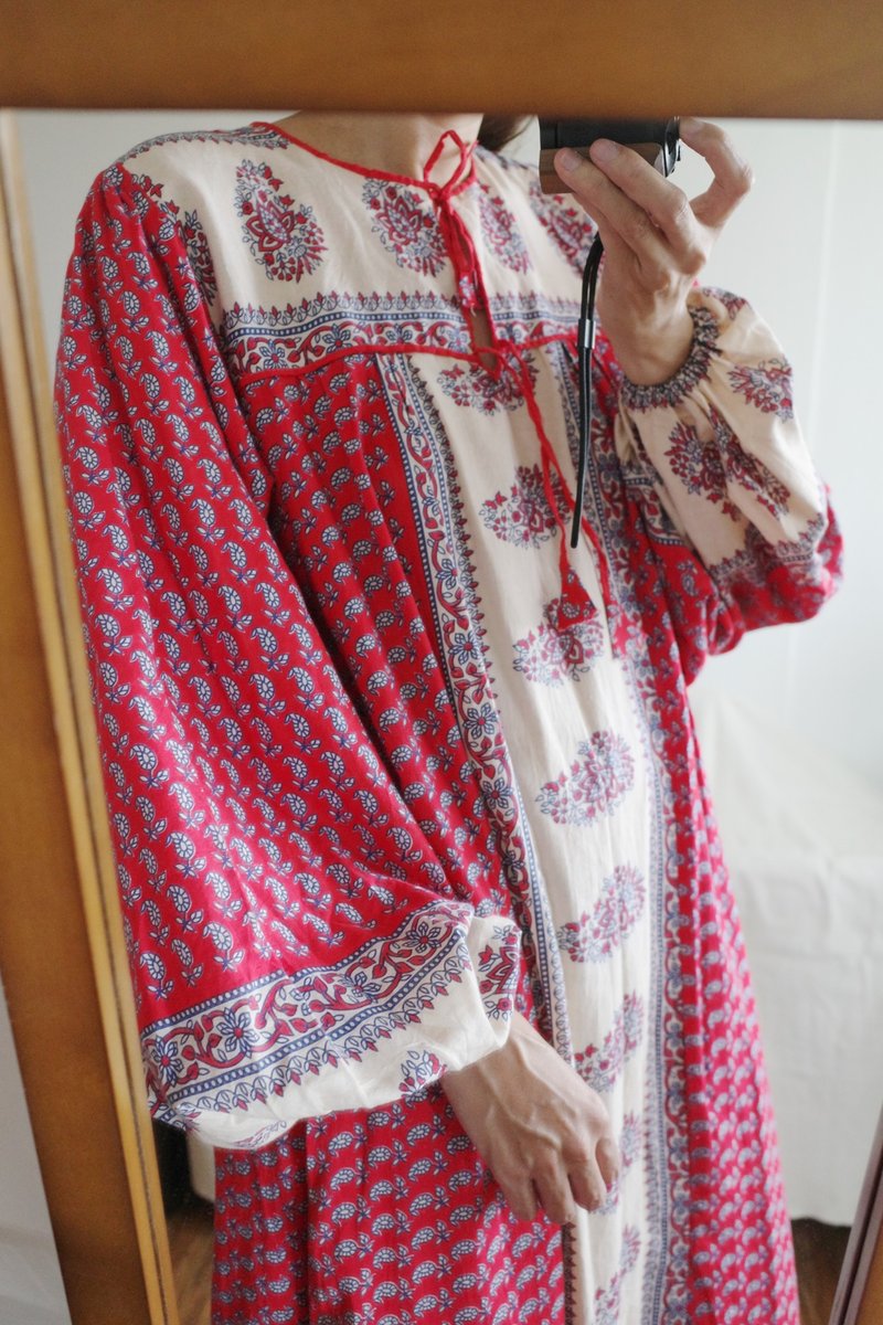 Hippie vintage 70s Pakistani hand-stamped robe dress - ชุดเดรส - ผ้าฝ้าย/ผ้าลินิน 