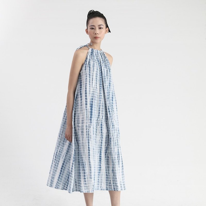 【Custom】Off the Shoulder Dress - ชุดเดรส - ผ้าฝ้าย/ผ้าลินิน สีน้ำเงิน
