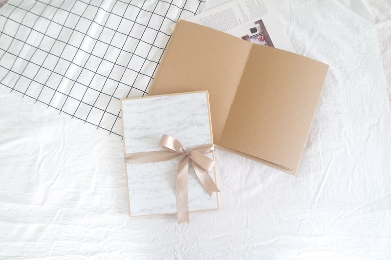 / Spot / A4 Textured Marble Bandage Leather Handmade Book X Extended Type Inside Page Memories - Photo Albums & Books - Paper 