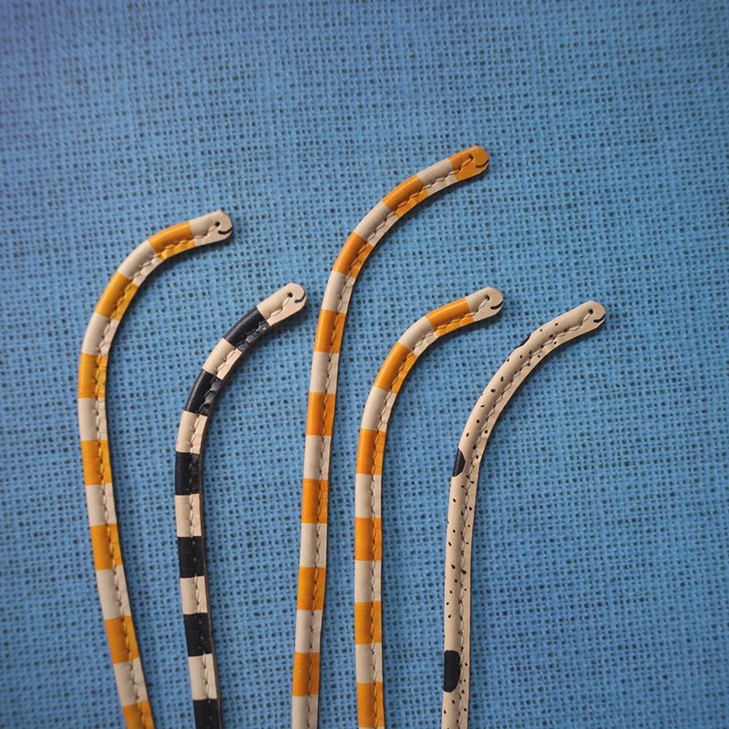 花園鰻 皮革手環 集線器 收線器 Garden Eel Leather bracelet - 手鍊/手環 - 真皮 藍色