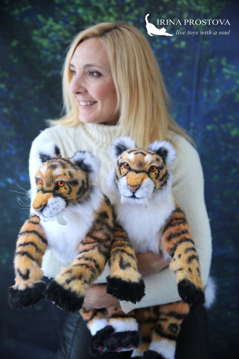 Saber tooth tiger, realistic toy - 公仔/玩偶 - 其他材質 橘色