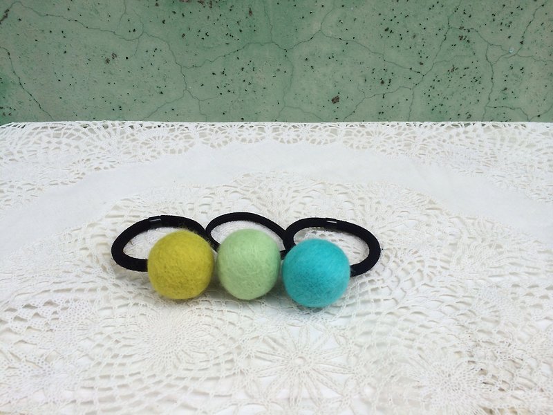 [Sheep music more than wool blanket] summer is to pink candy round ball hair bundle - Hair Accessories - Wool 