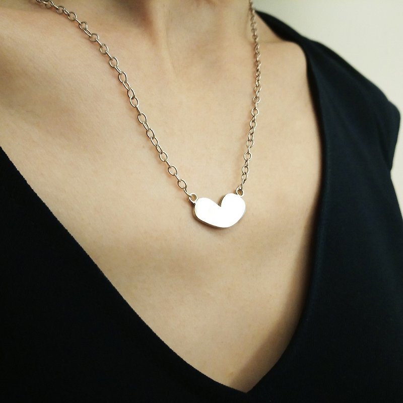 Slice heart necklace_片片爱心项链925 925 sterling silver limited designer hand made - สร้อยคอ - โลหะ สีดำ