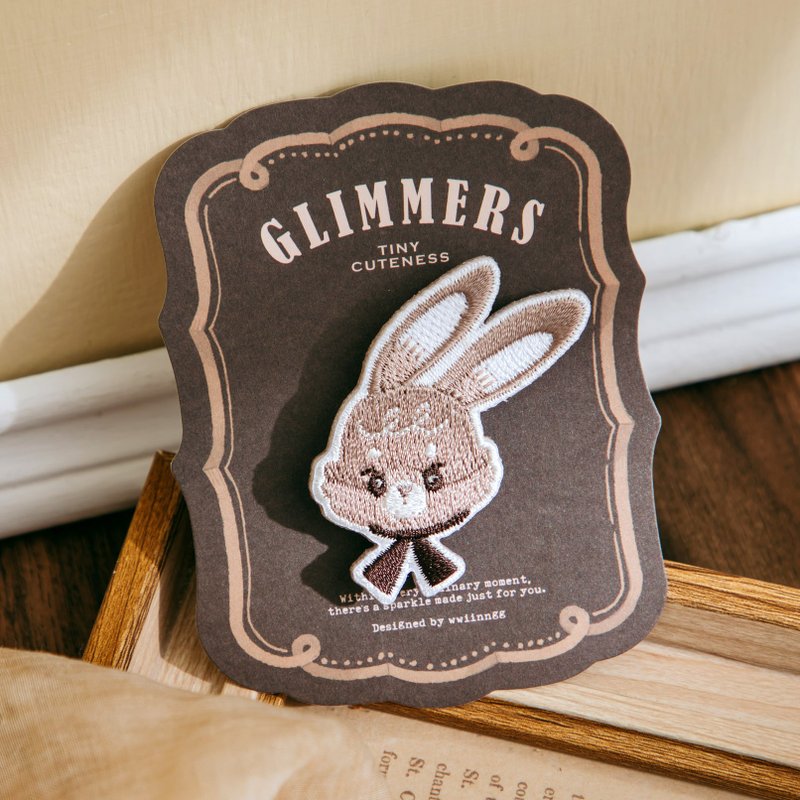 刺繡別針-灰兔兔 - 徽章/別針 - 繡線 灰色