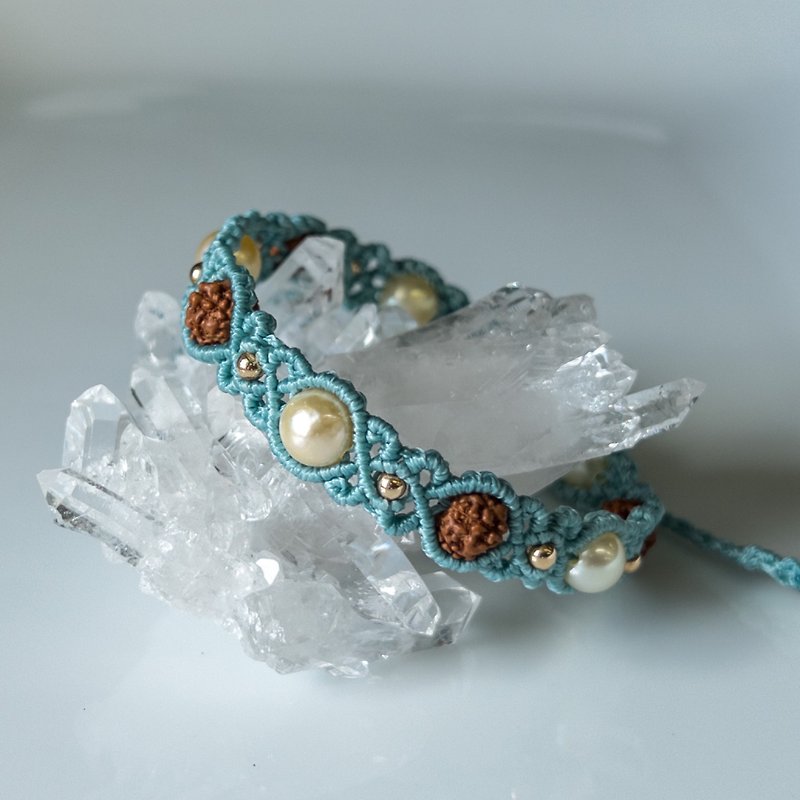 Akoya Pearls and Vajra Bodhi Seeds Macramé  Amulet Bracelet Bright Style - Bracelets - Pearl 
