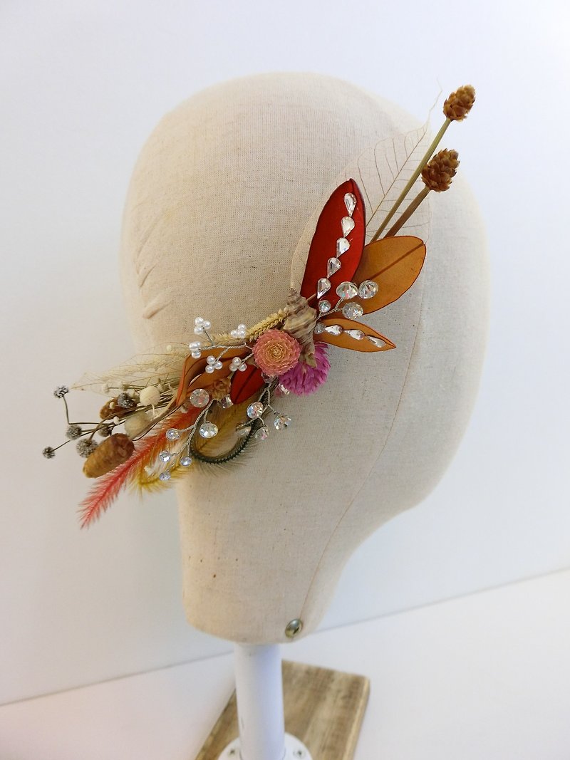 Happy spring warm sun wearing ornaments series - dried flower (hairpin) garland - Waipai buffet bridal modeling - เครื่องประดับผม - พืช/ดอกไม้ 
