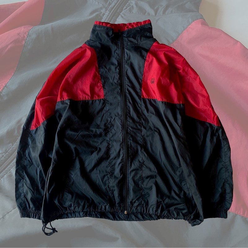 --兩光師古著--紅黑刺繡美國奧林匹克防風外套 - 男夾克/外套 - 其他材質 紅色